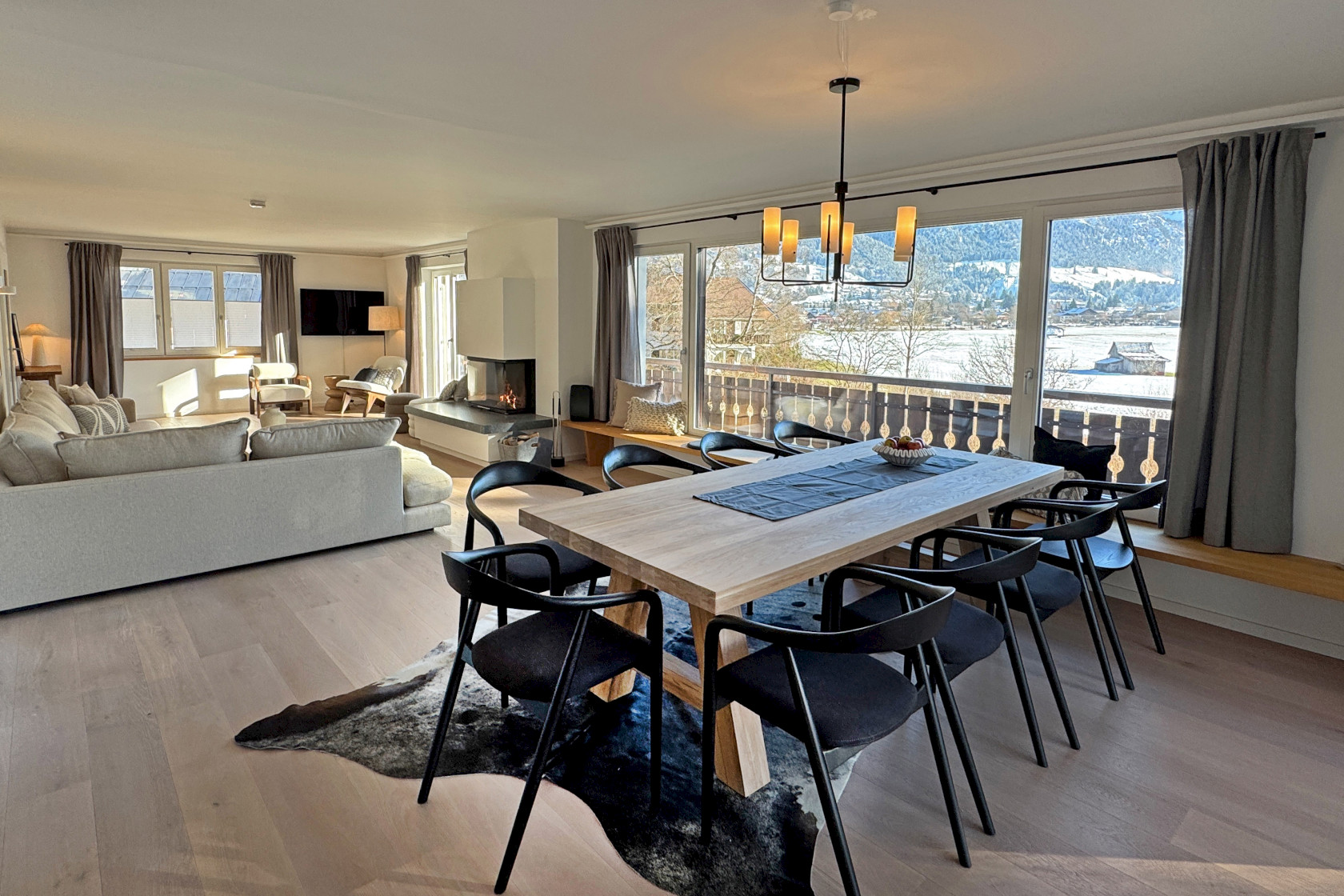 Wohn- & Essbereich im Klopfer Haus Oberstdorf im Winter